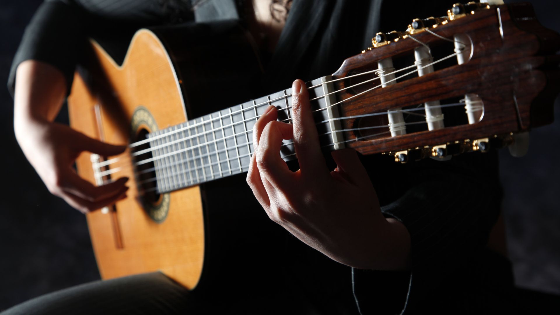 Classical guitar lessons